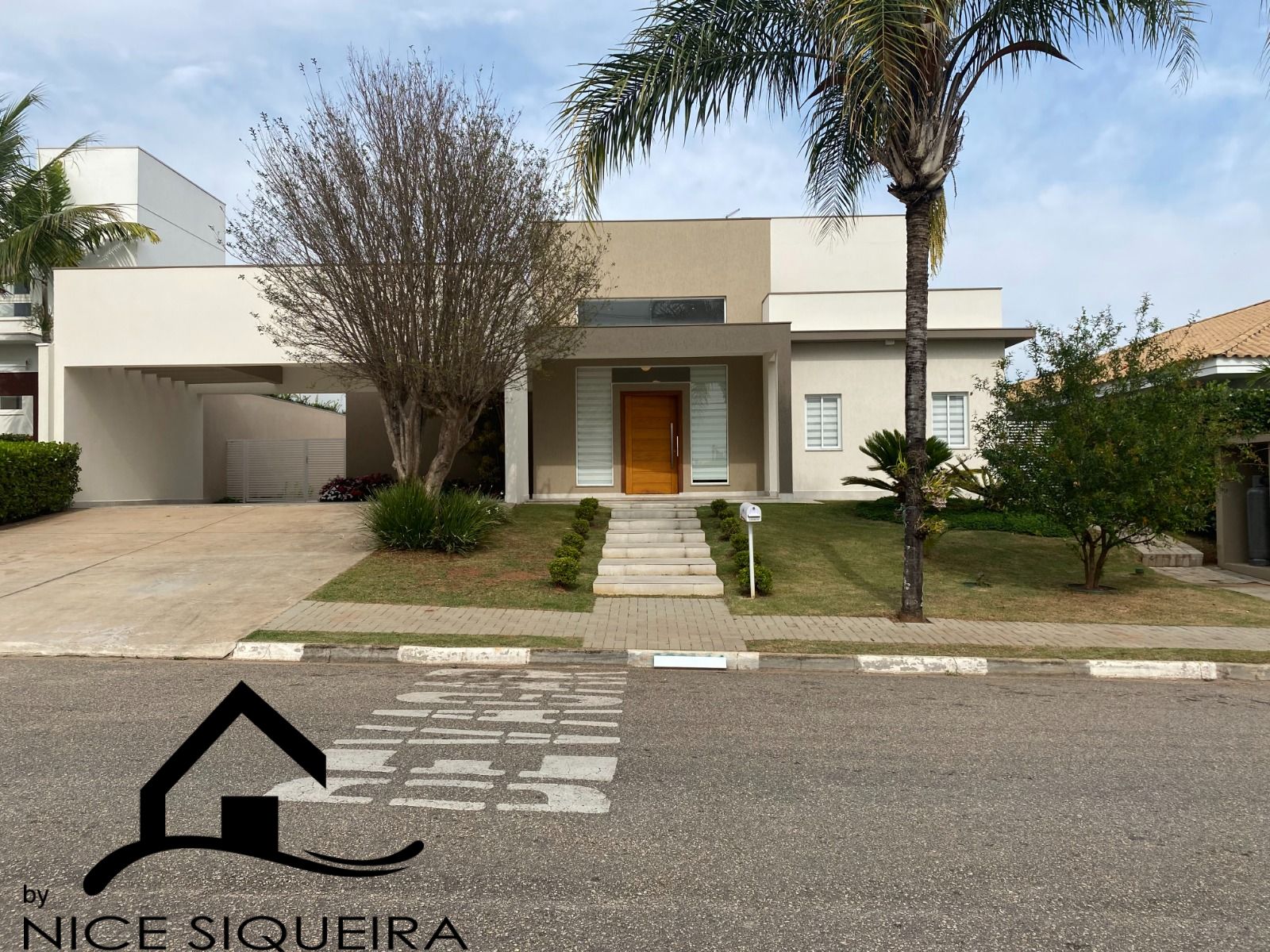 e5836e59-b335-4958-a9ed-c1e9c76f5383