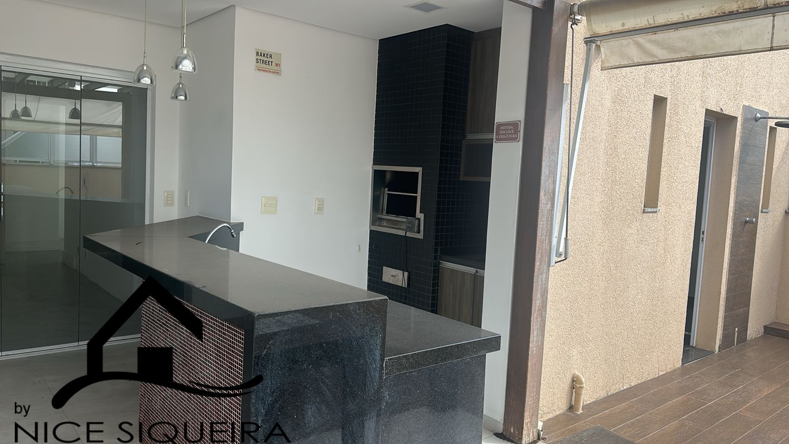 74fa0447-f014-4fbf-bca4-9b8a9d099e01