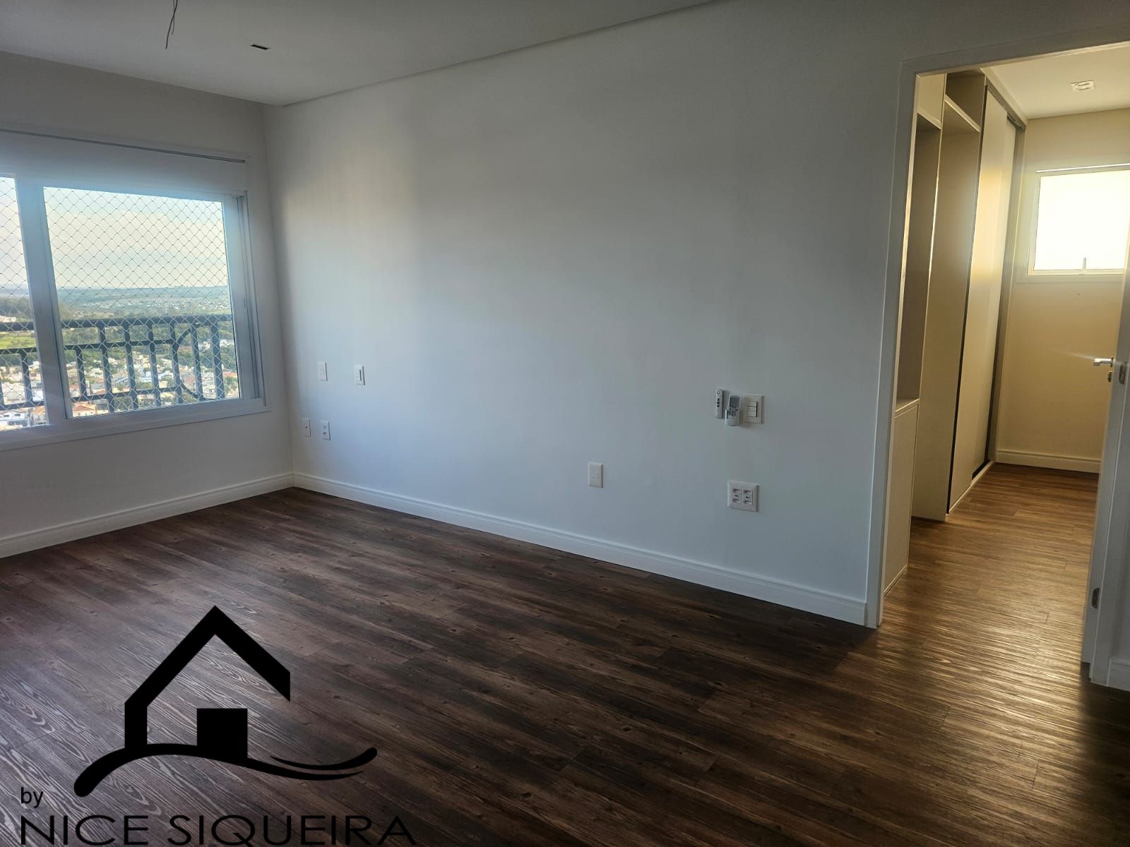 9df15279-236c-449f-ba0c-6017adfb4af6