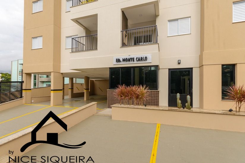 984b1bf0-6b9a-4db3-b576-94addcfb4120