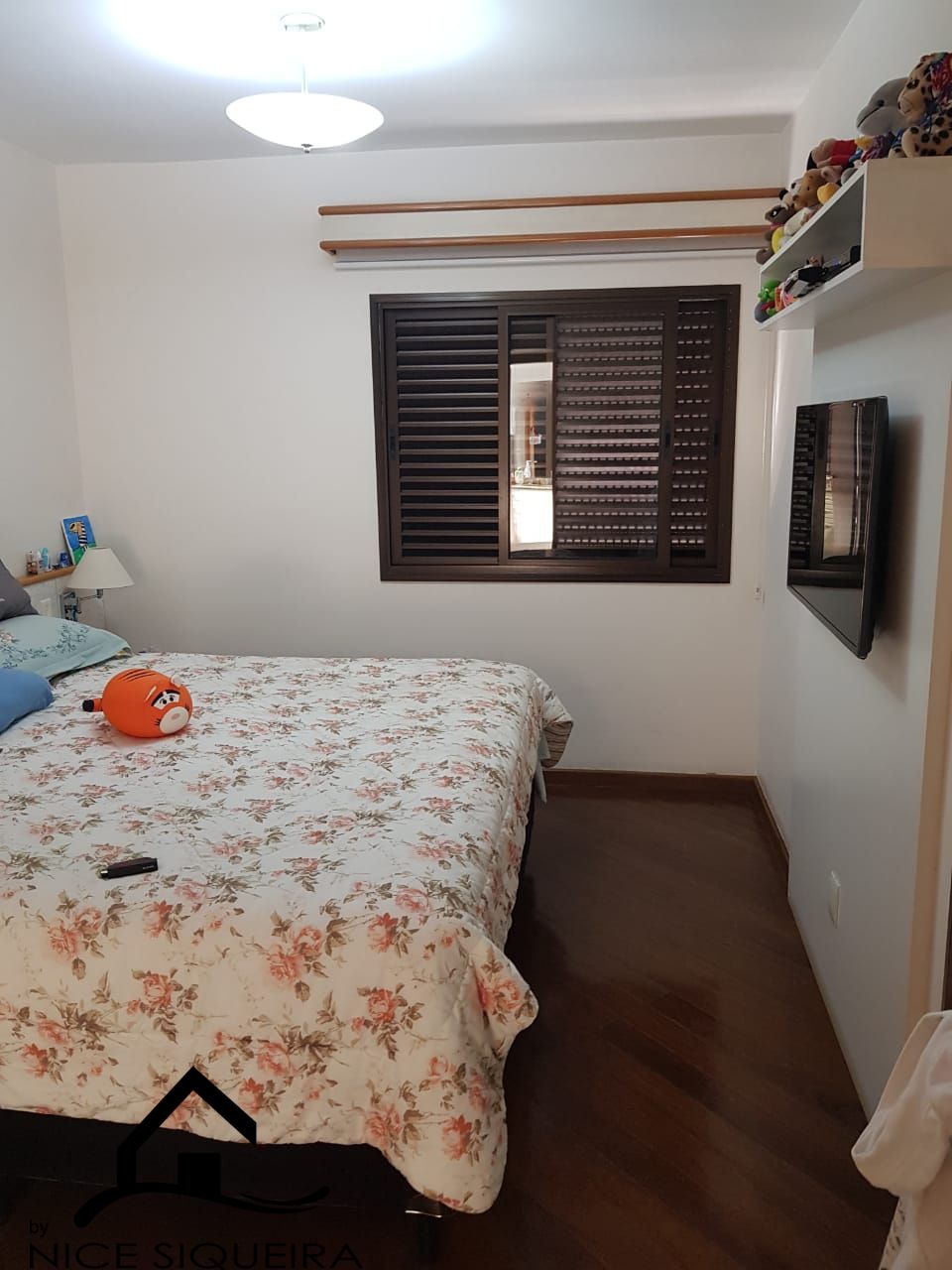 aa486a05-8c46-4d0b-af76-b8780daf9c0b