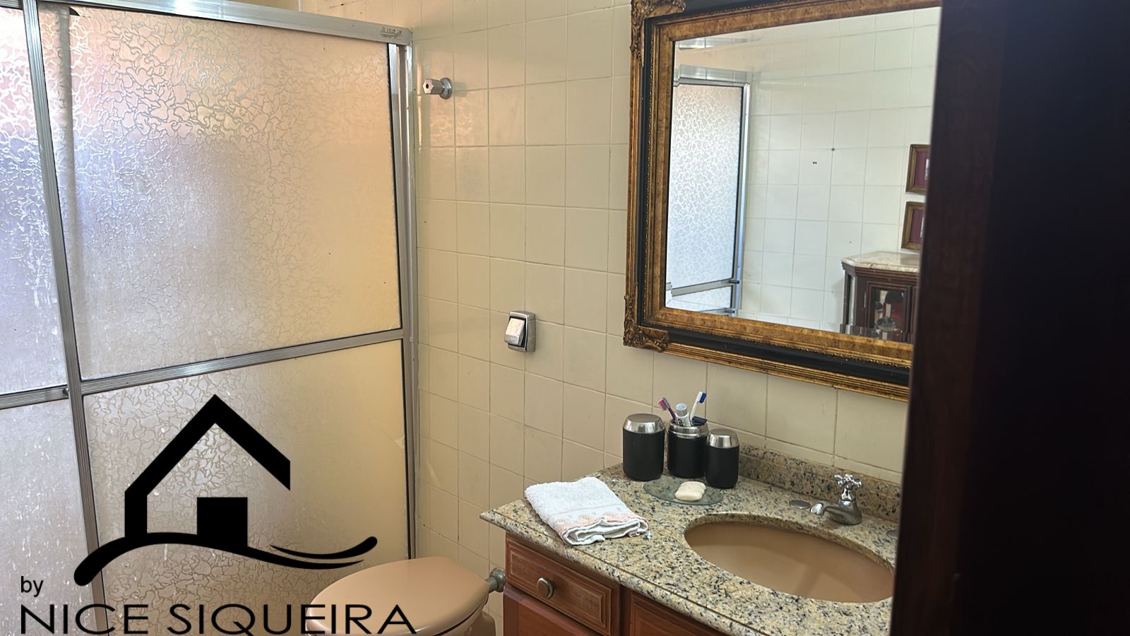 a4f46b27-ae9b-4fe1-b8c6-263464501b9c