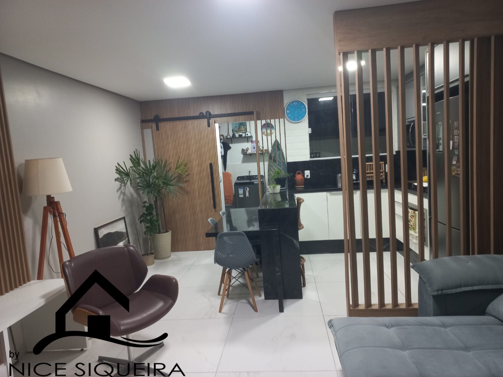 8ddb0428-b6fd-49f3-8a4d-f122d2825308