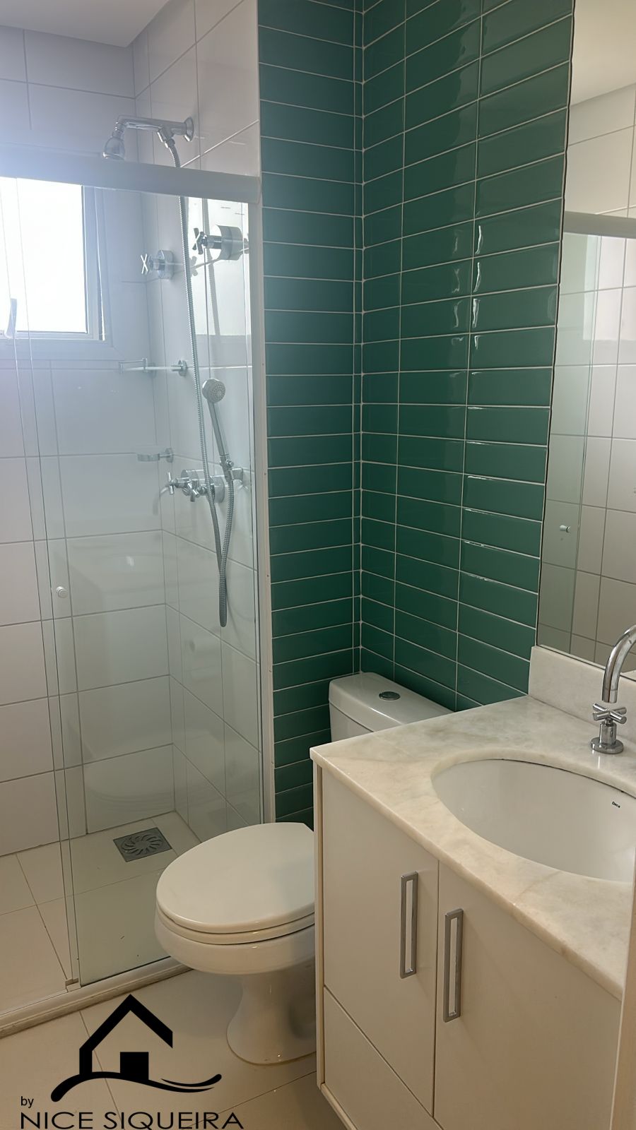 a75e14df-3d85-4a5b-b99d-be6766ad1d9e