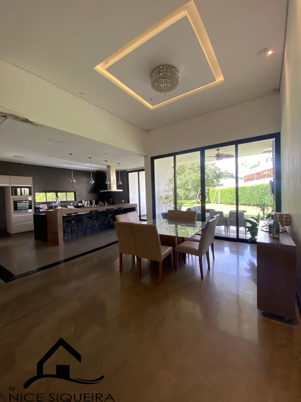 e3dc872a-ecd6-454d-a409-47b3b2fe213a