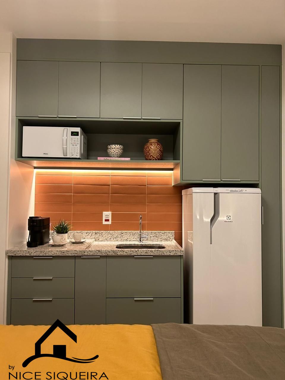 738ddc4f-9a49-4164-9551-518acdcaa273