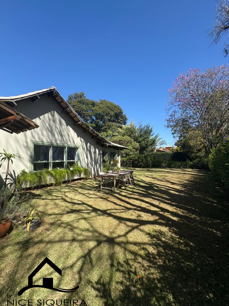 06a5d8be-dd10-416e-98e8-4f9574f02d88