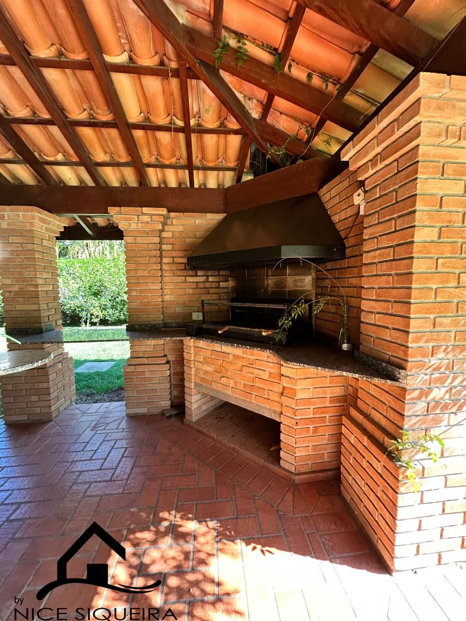 c1daf45c-70df-4f69-a177-14cc40e7f837