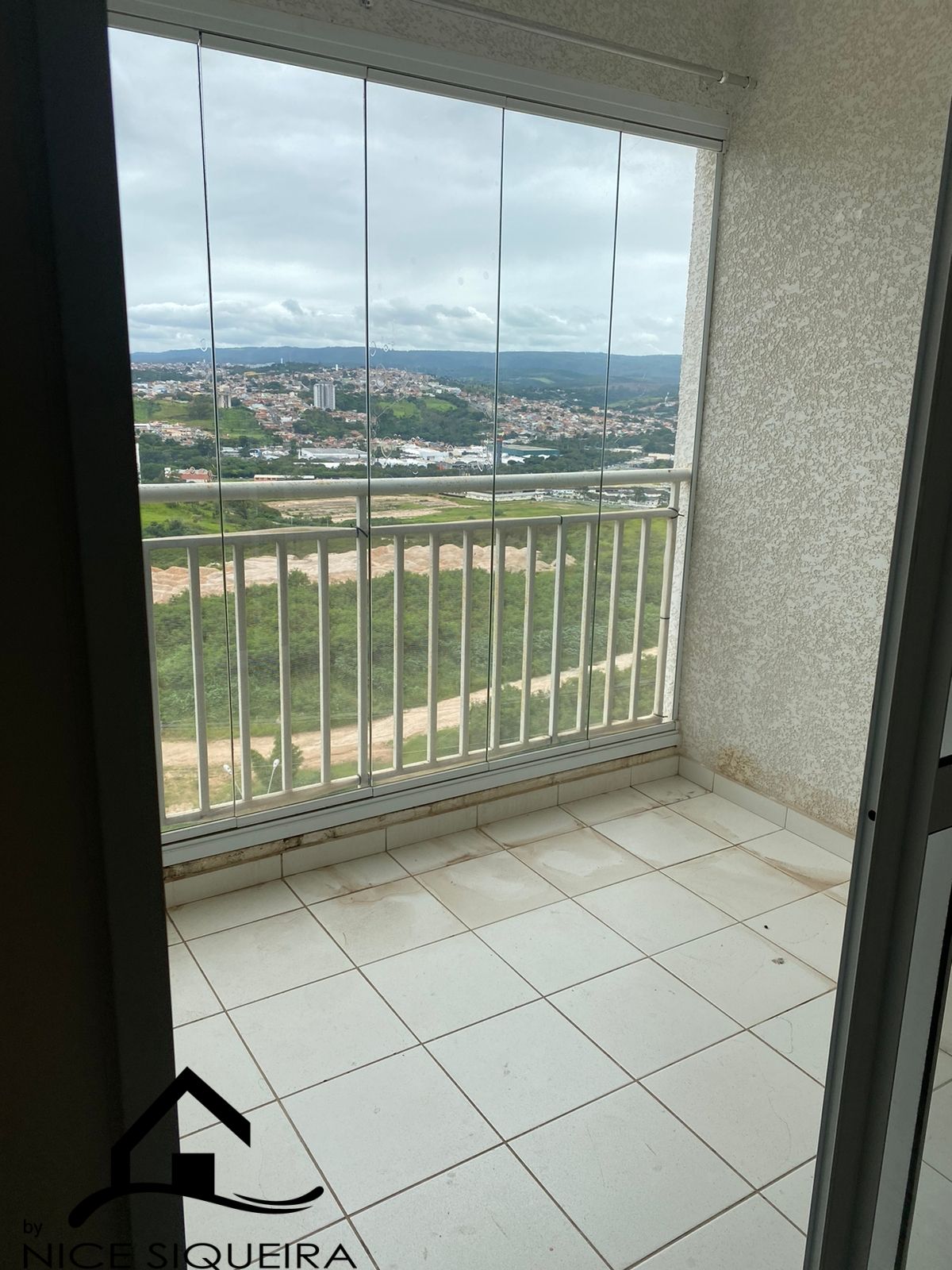 ea26bc88-31ee-4a75-8524-27b16dc3a31c