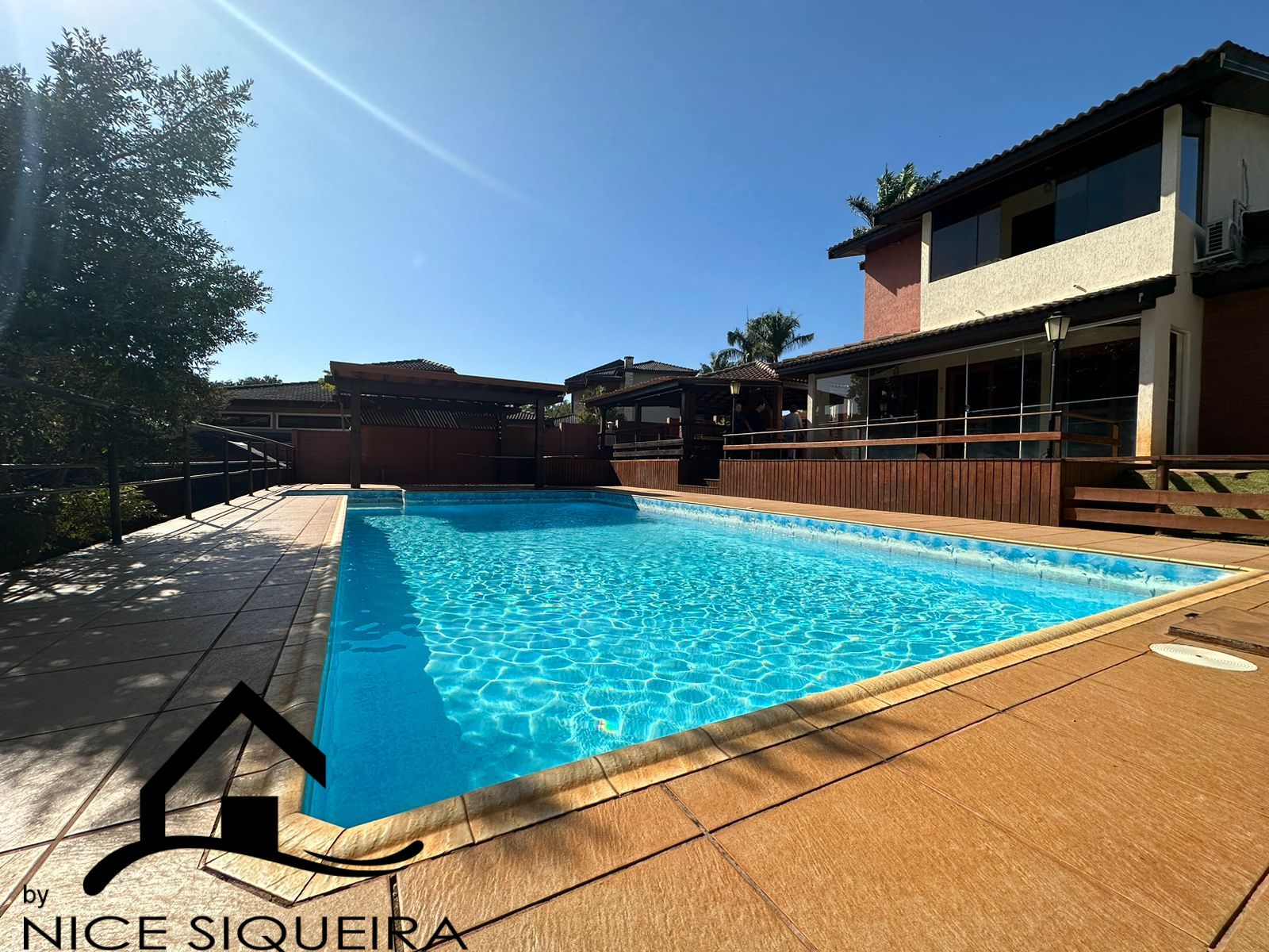 47a86a0b-5fac-415c-b720-6b998c9c3d3b