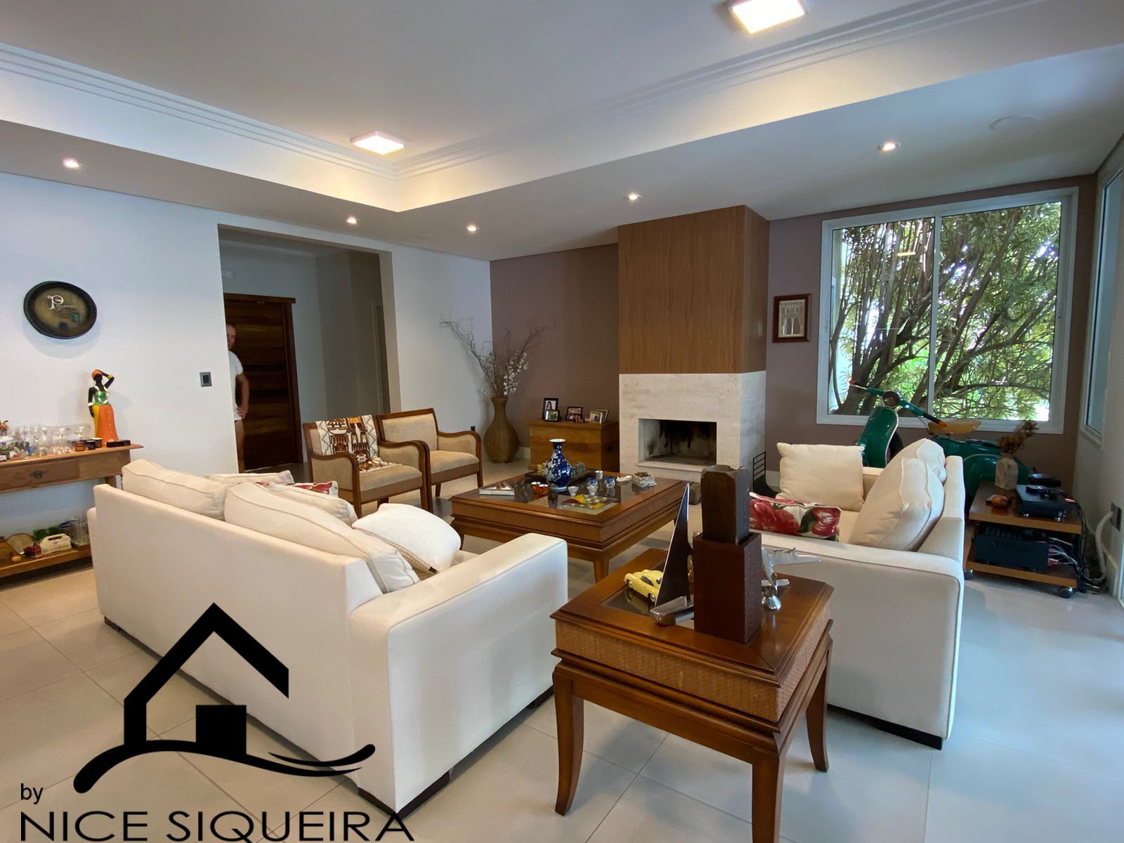 17a6100b-9b72-459e-874a-2ea7ddb696db