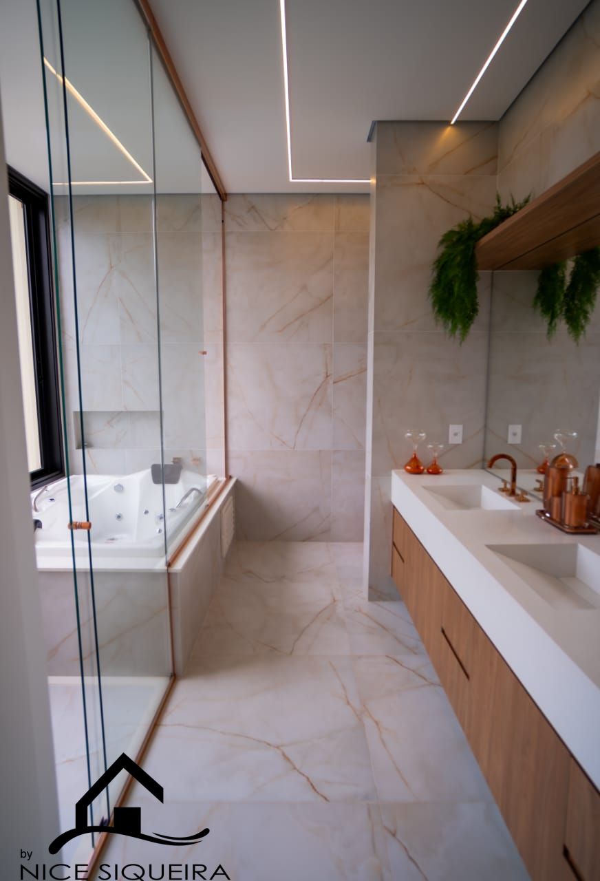 398ef310-4d95-4576-a6bb-de86d9d9f932