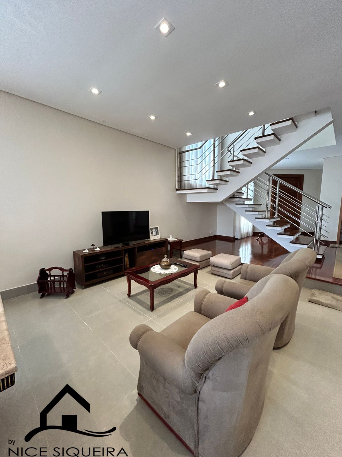 1a91a6dd-23ad-4e40-a38e-8561b5abb49a