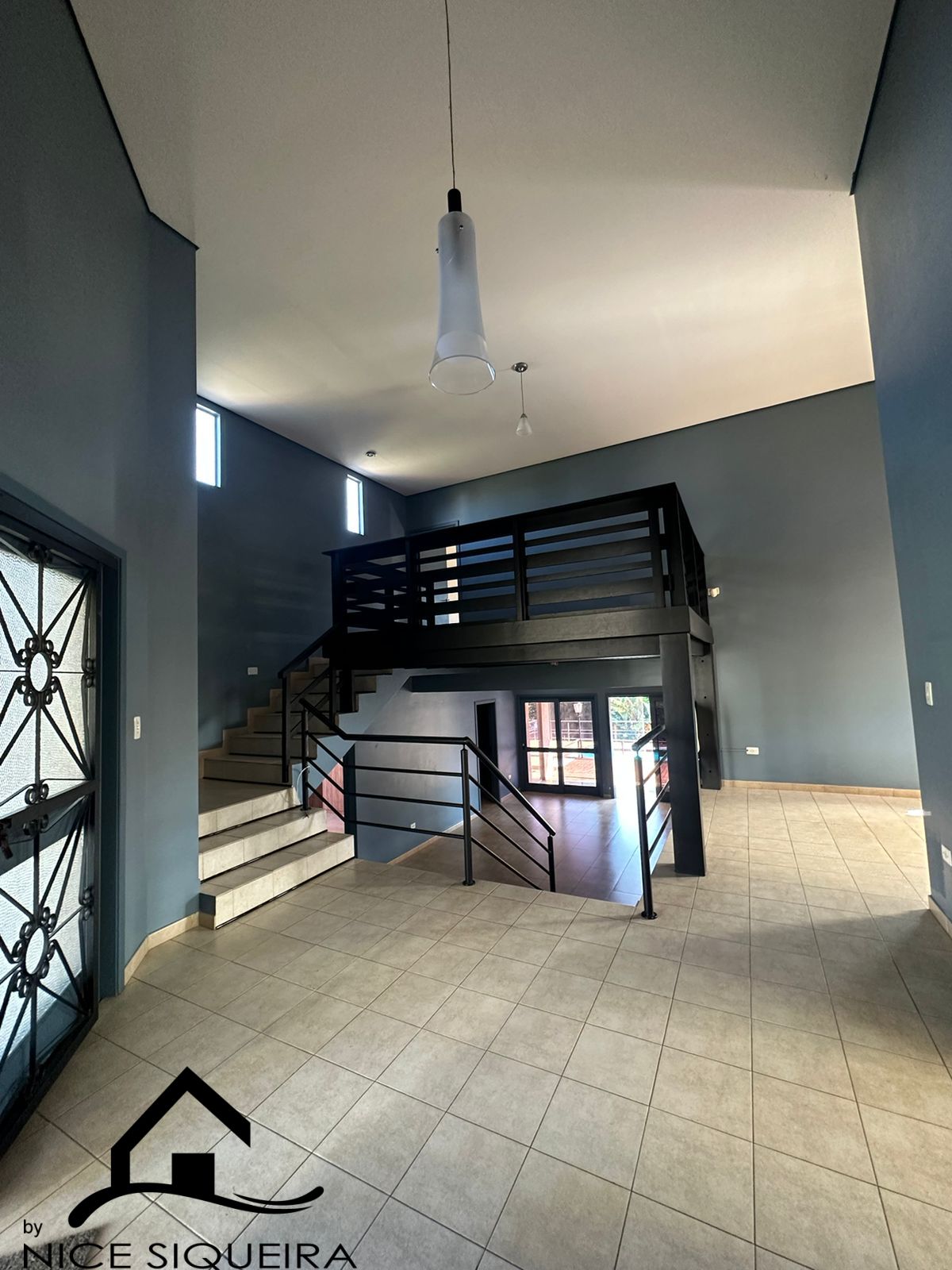 71eeebb7-5784-4b7f-872a-cc4d507056b4