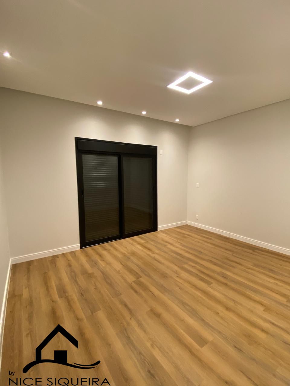 1554a9d2-6964-4b55-a2d6-3dfd32e7e7c8