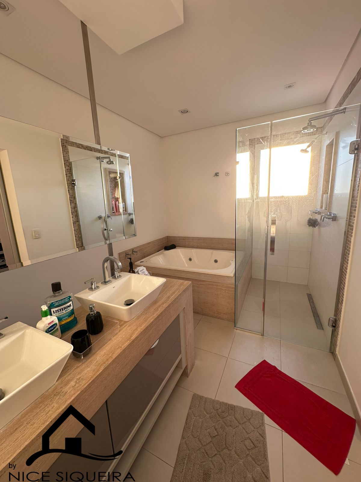 b74ba13d-f34a-485a-8527-709d6ac06cbe