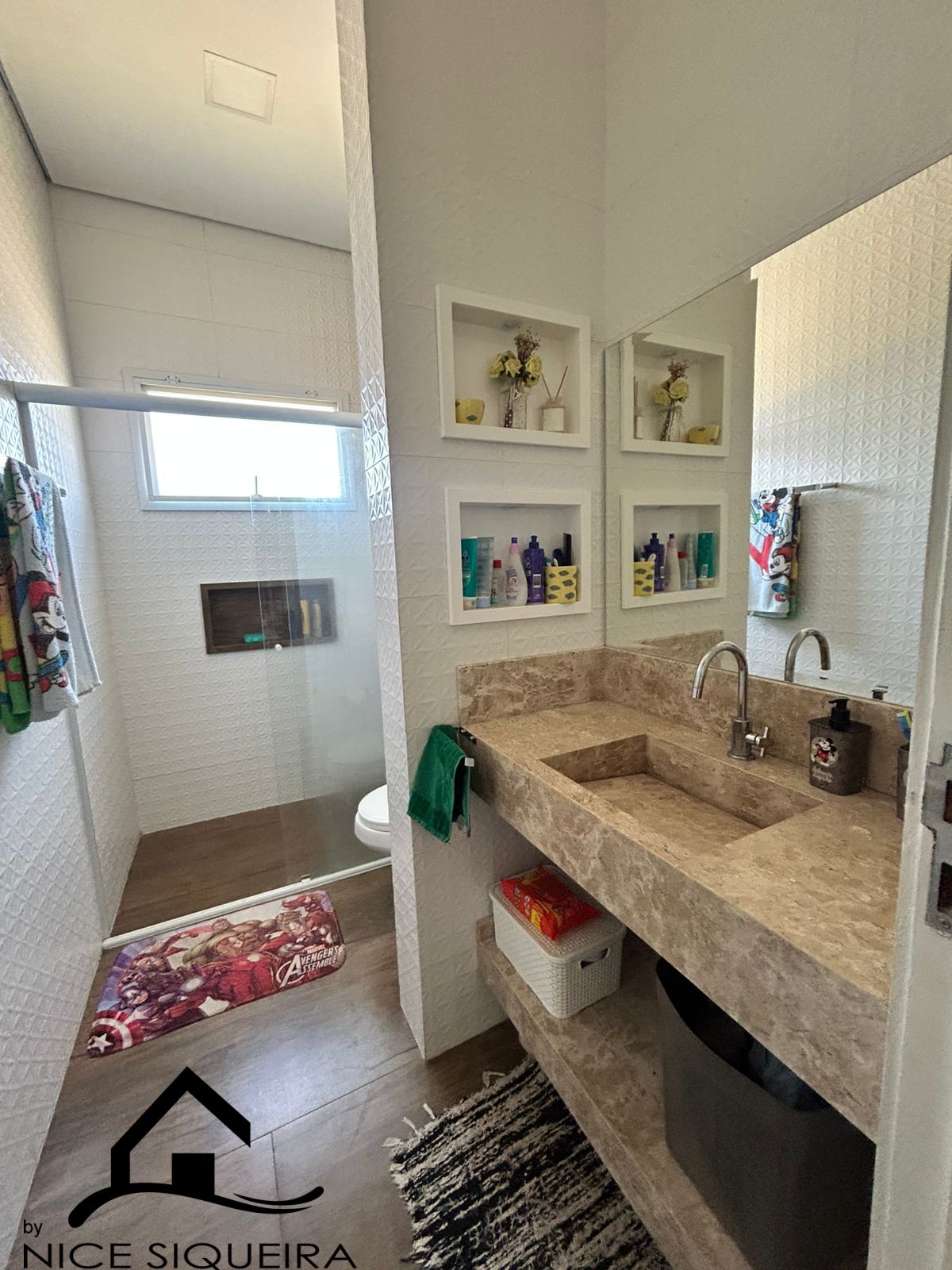 a06aba83-b722-4778-8356-708dfb2c1311