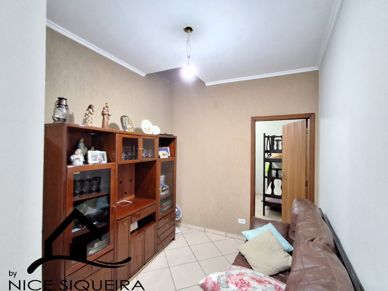 313edb70-e009-437b-870b-a39e5cd4a8ea