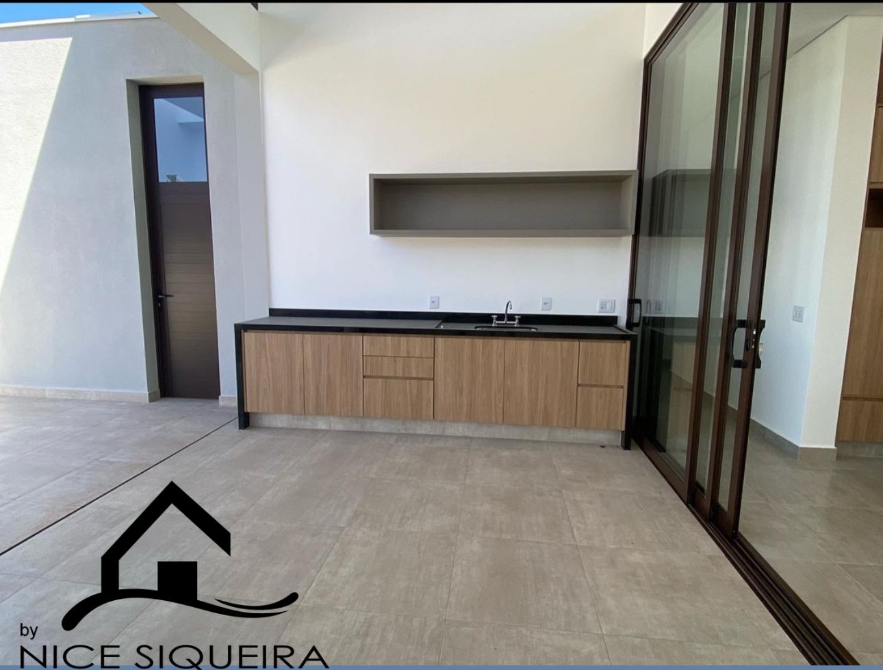 a81540d1-6e11-4a56-845e-a5666e0b23dd