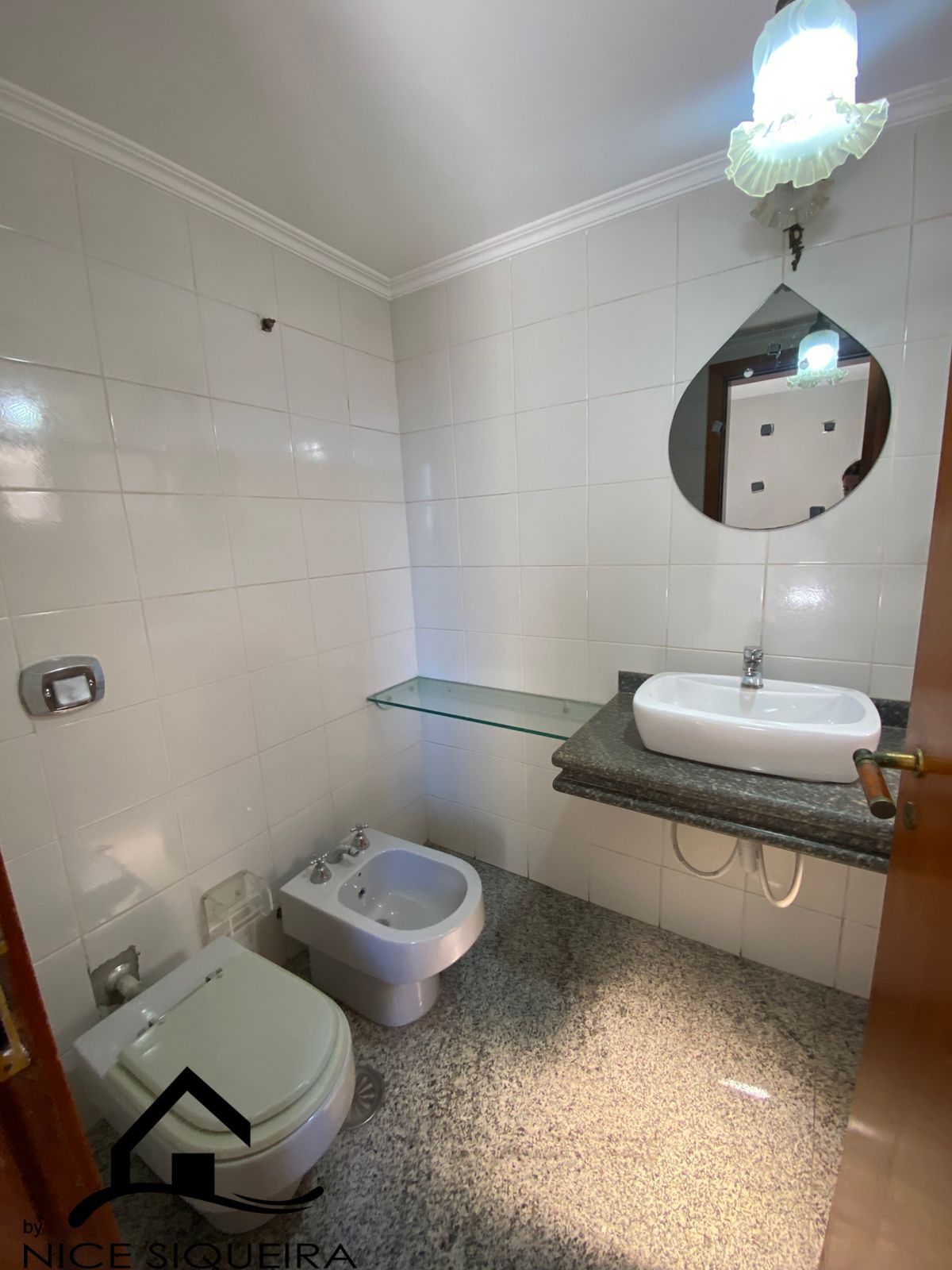 639ca92a-a0c7-4fc0-a848-76215015846d