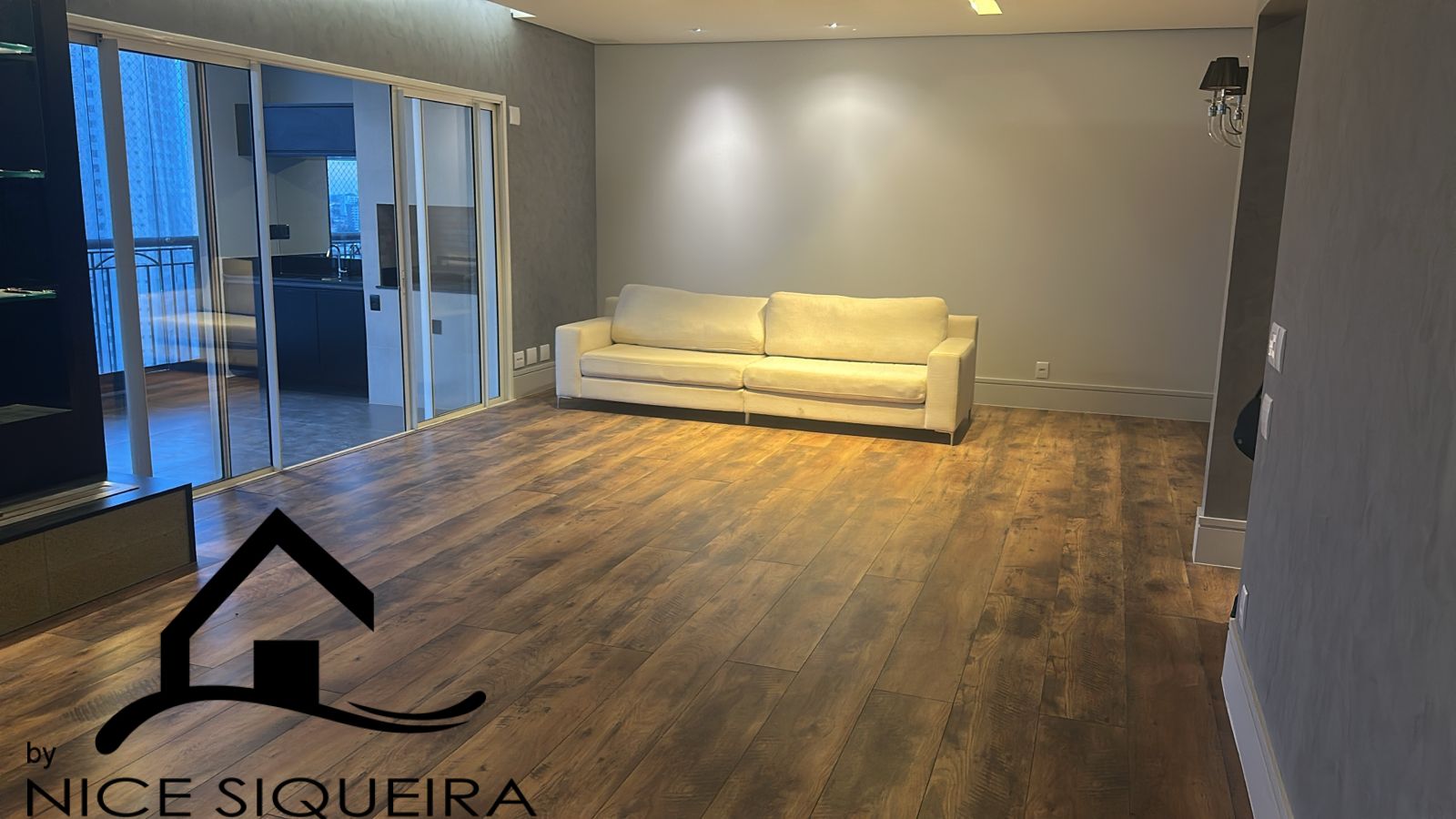 d678b195-60b7-4100-b13a-90bf98baa2b4