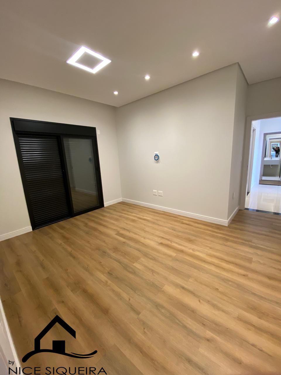 79a50207-d647-4d0f-857e-4614a33a8141