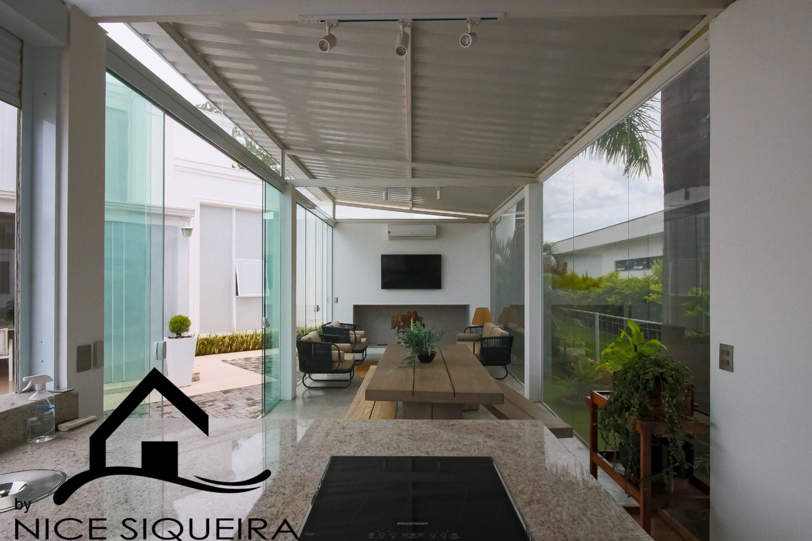 5a1753c8-b30f-46d0-ae77-7bded84e54a9