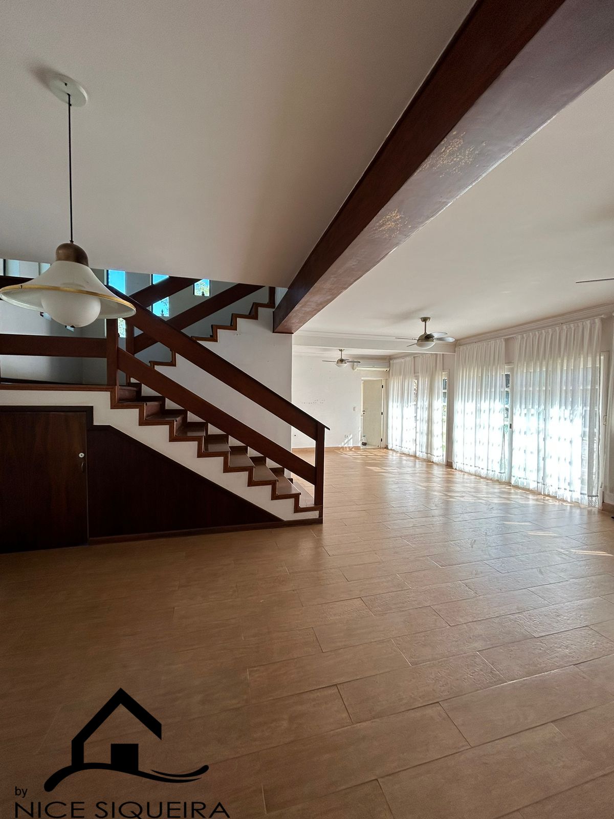 e3dde6bd-55b3-42e7-9a8a-d5c5550b4ef9