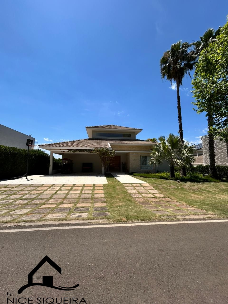 92ce2152-8f70-479a-bf41-d6a9d6843281