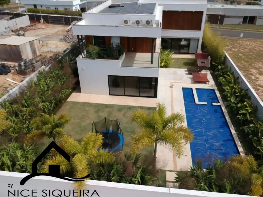 915417ec-9f43-47f5-8851-7c129642574b