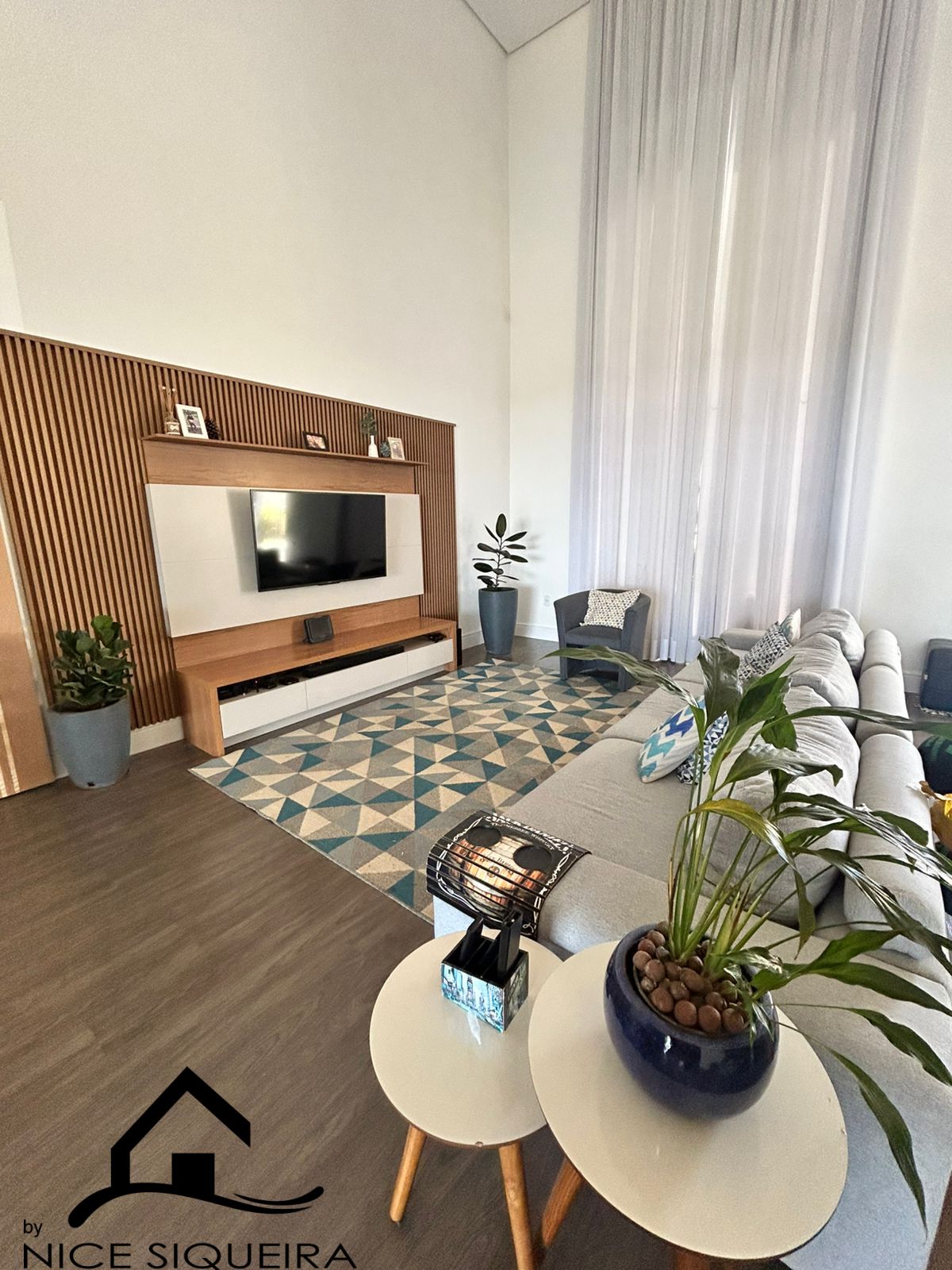 6455744f-e81d-47a8-8365-f4dc198ef89f