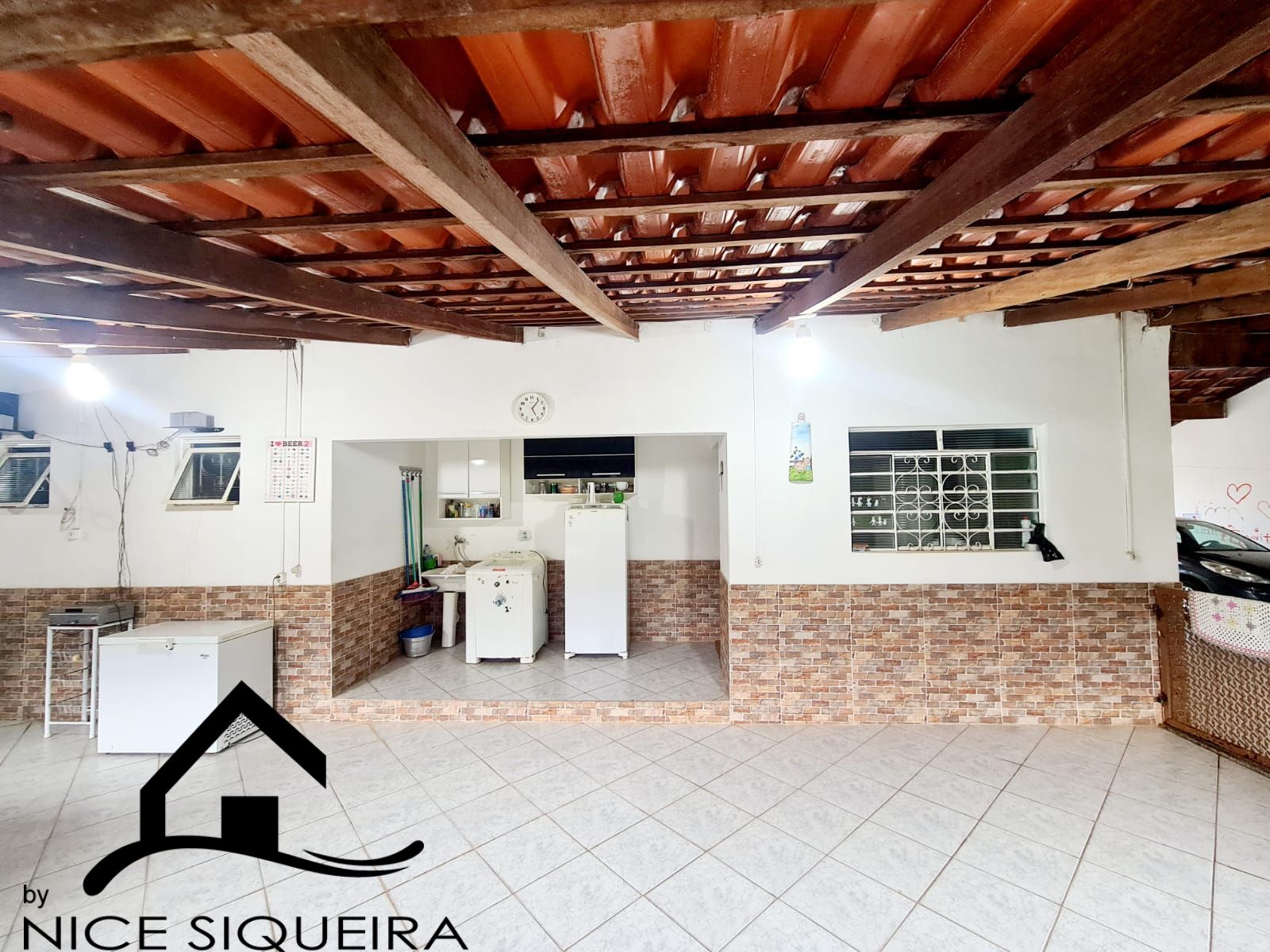 0998cfab-ac7d-484e-a396-22aa39936829