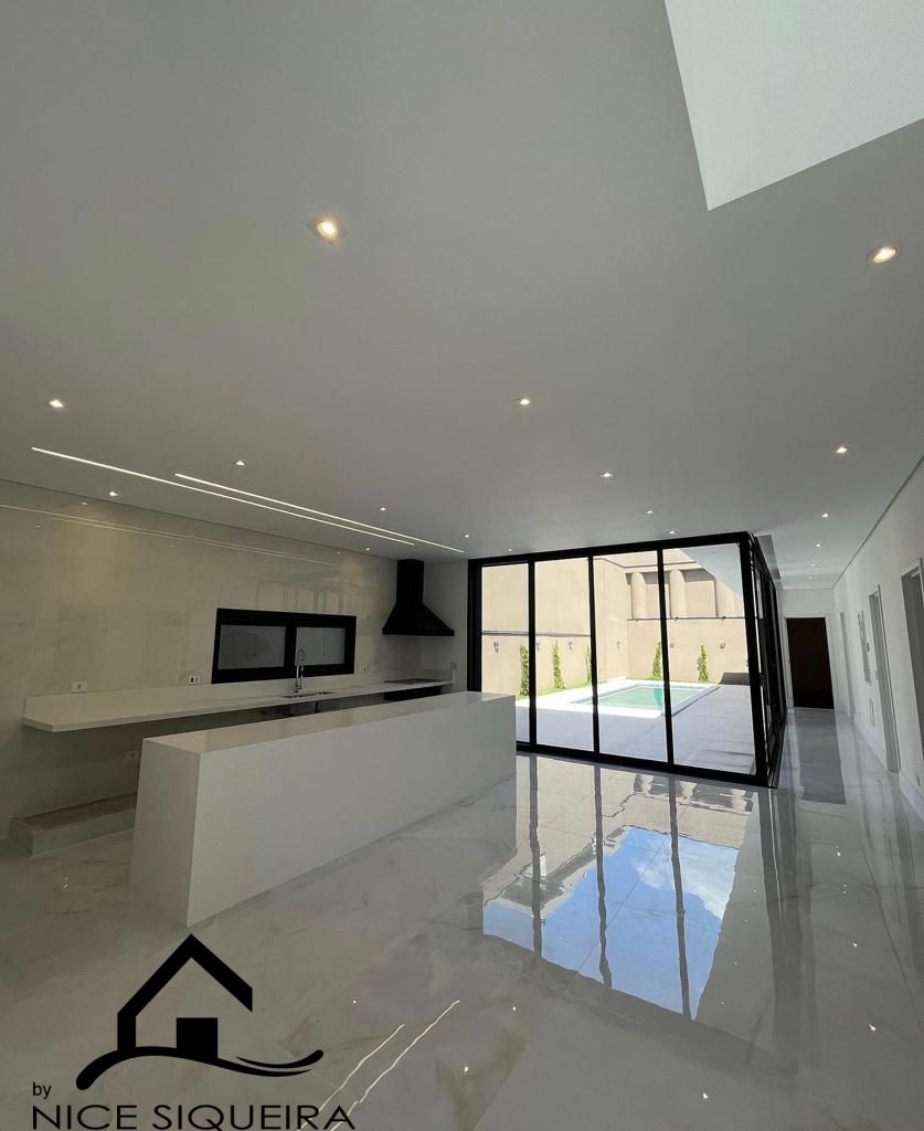 529e0787-1383-498d-82d4-ecf2c15870af