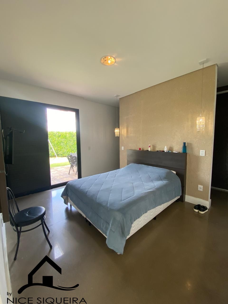 edeccf04-4f80-4521-b463-b04e968f12e2