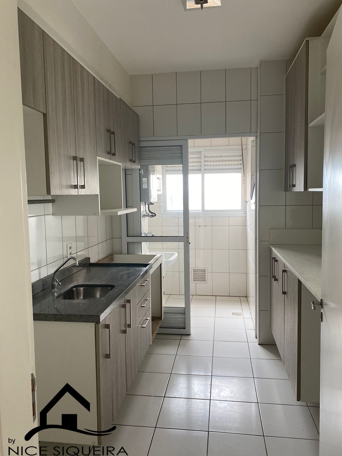 8263457b-2828-44d5-9987-d14390b56faf