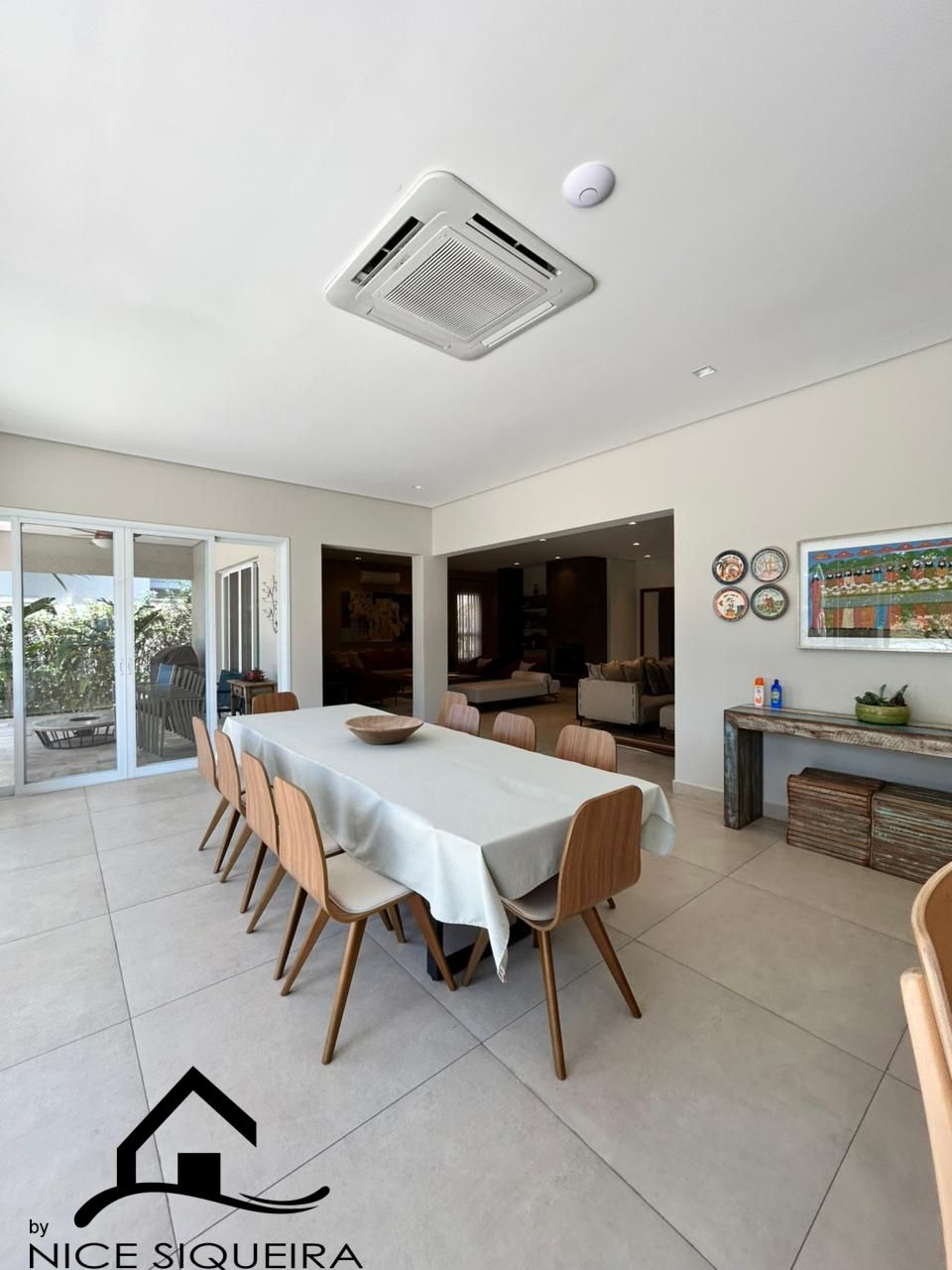 a2575162-3452-4d5e-8d36-b347338cacc0