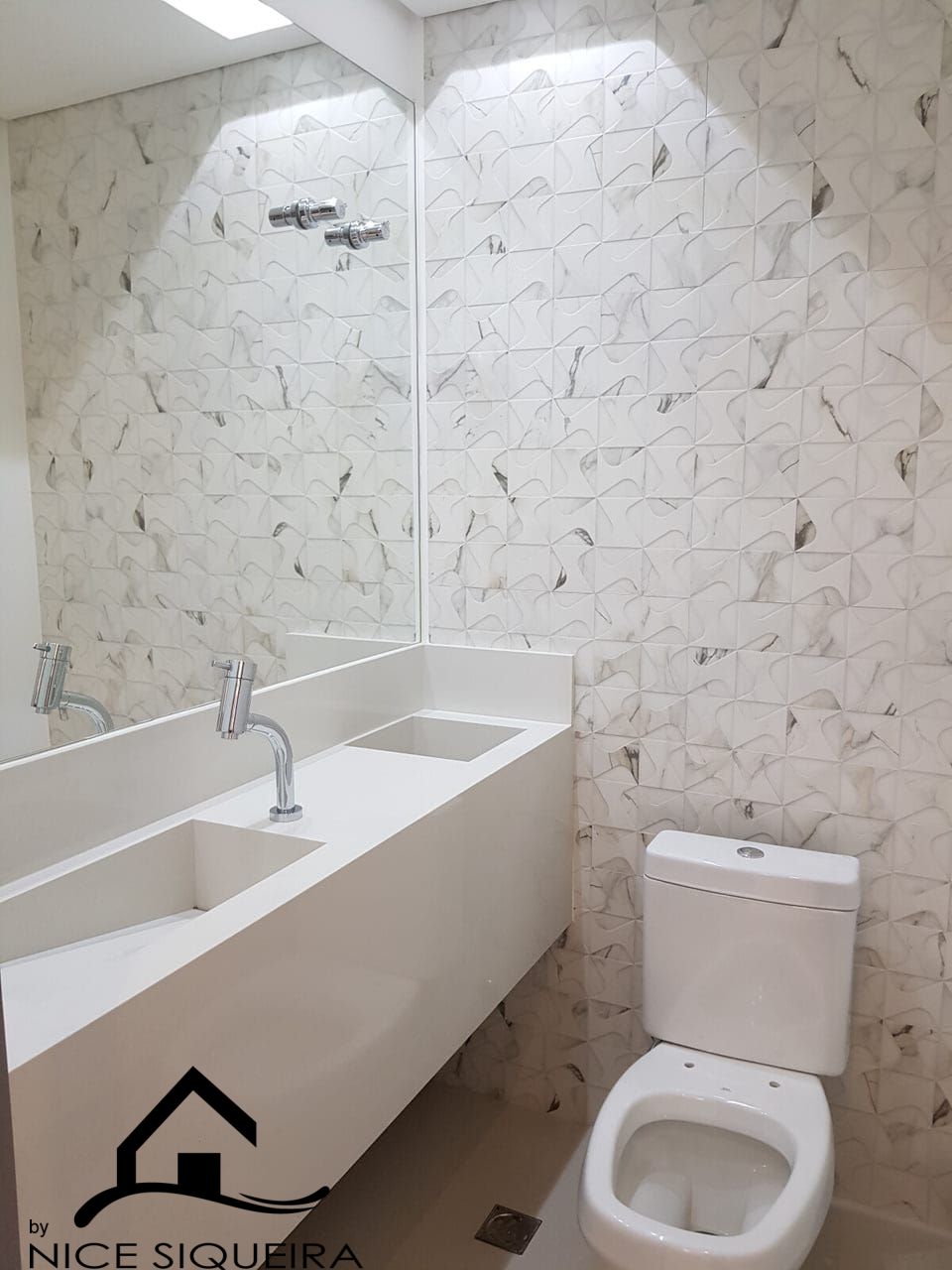 887eaec7-7a79-45e2-b223-d93f51ab7968