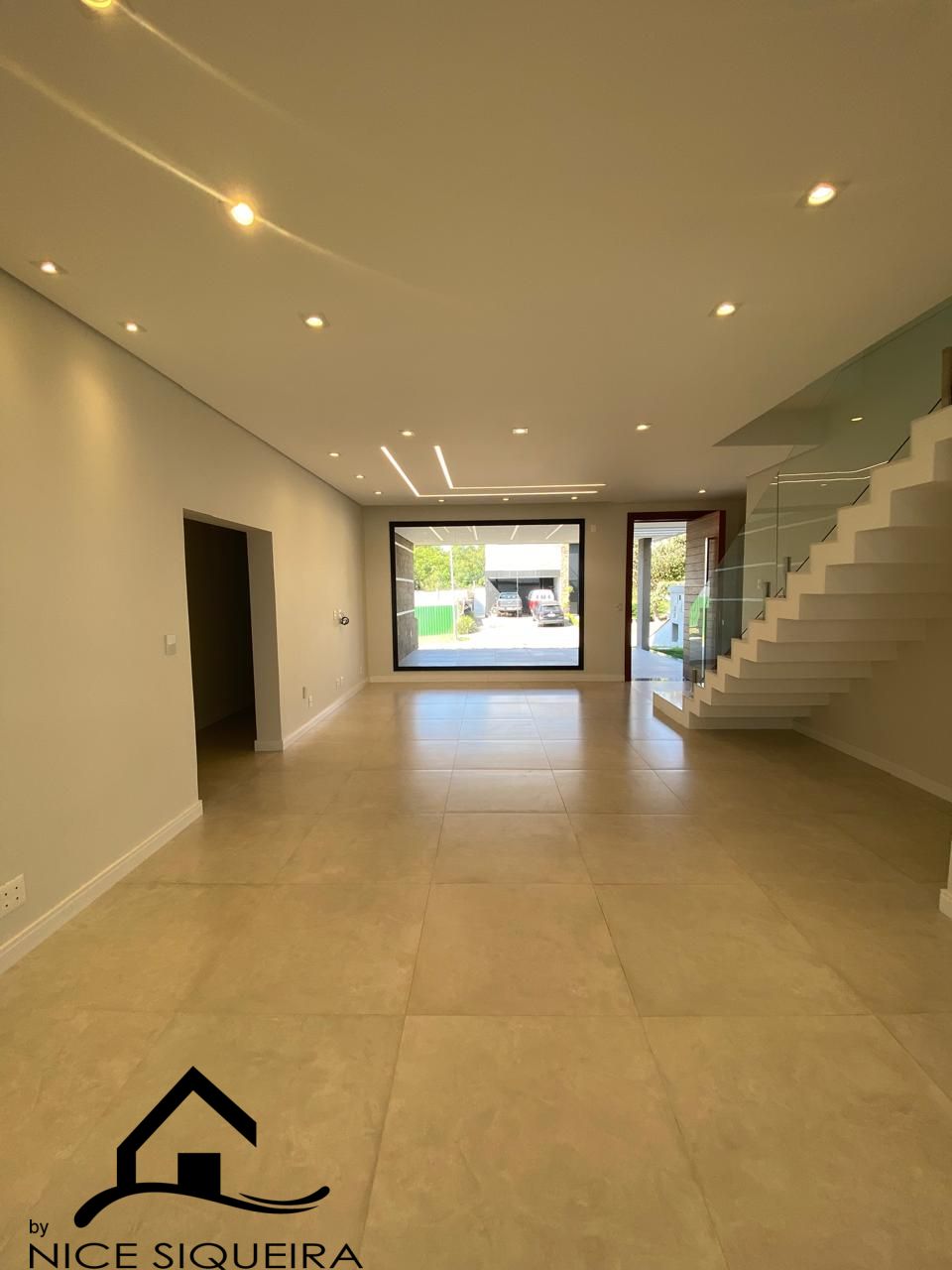 7e651045-c77c-4e91-a372-bdb4af97c8fc