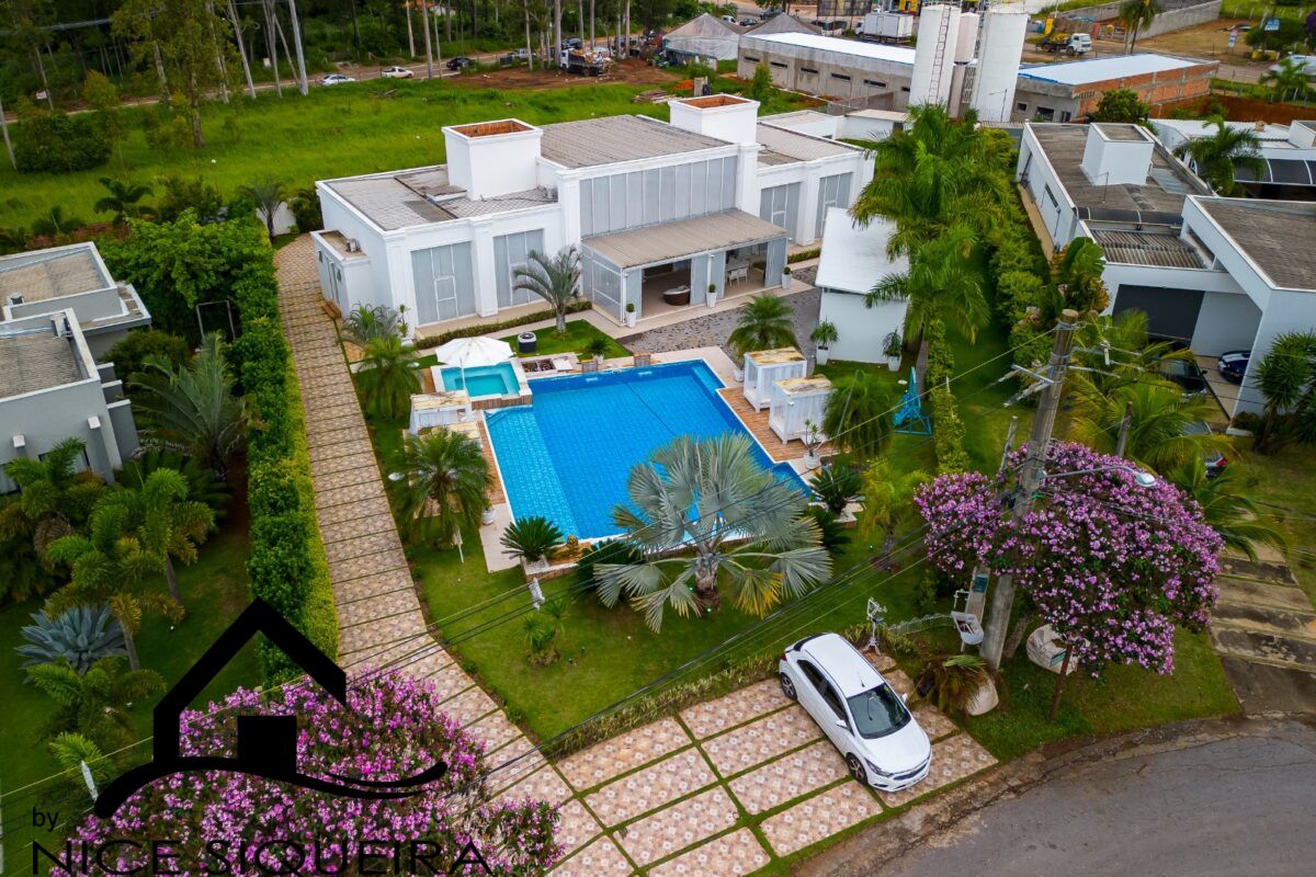 c2ca428e-2bc3-4c93-9486-14832fa7f494