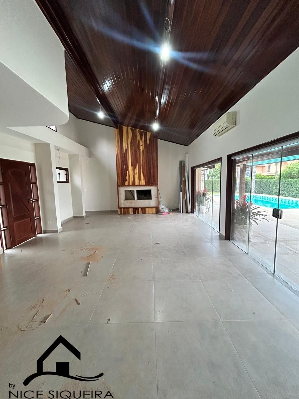 8dac5b9d-b001-41d3-b575-dedf0799c08d