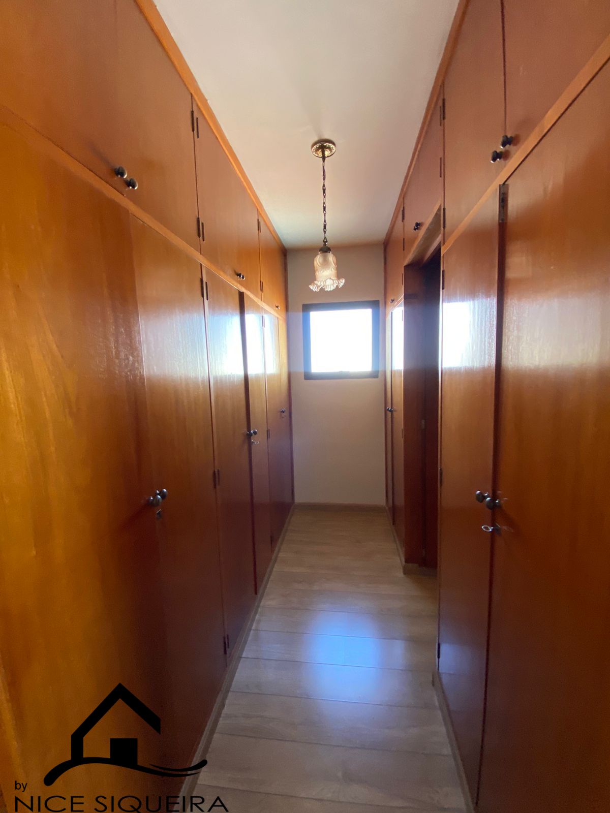 0fbec019-fac6-480d-b464-6f7b0f4ef2bd