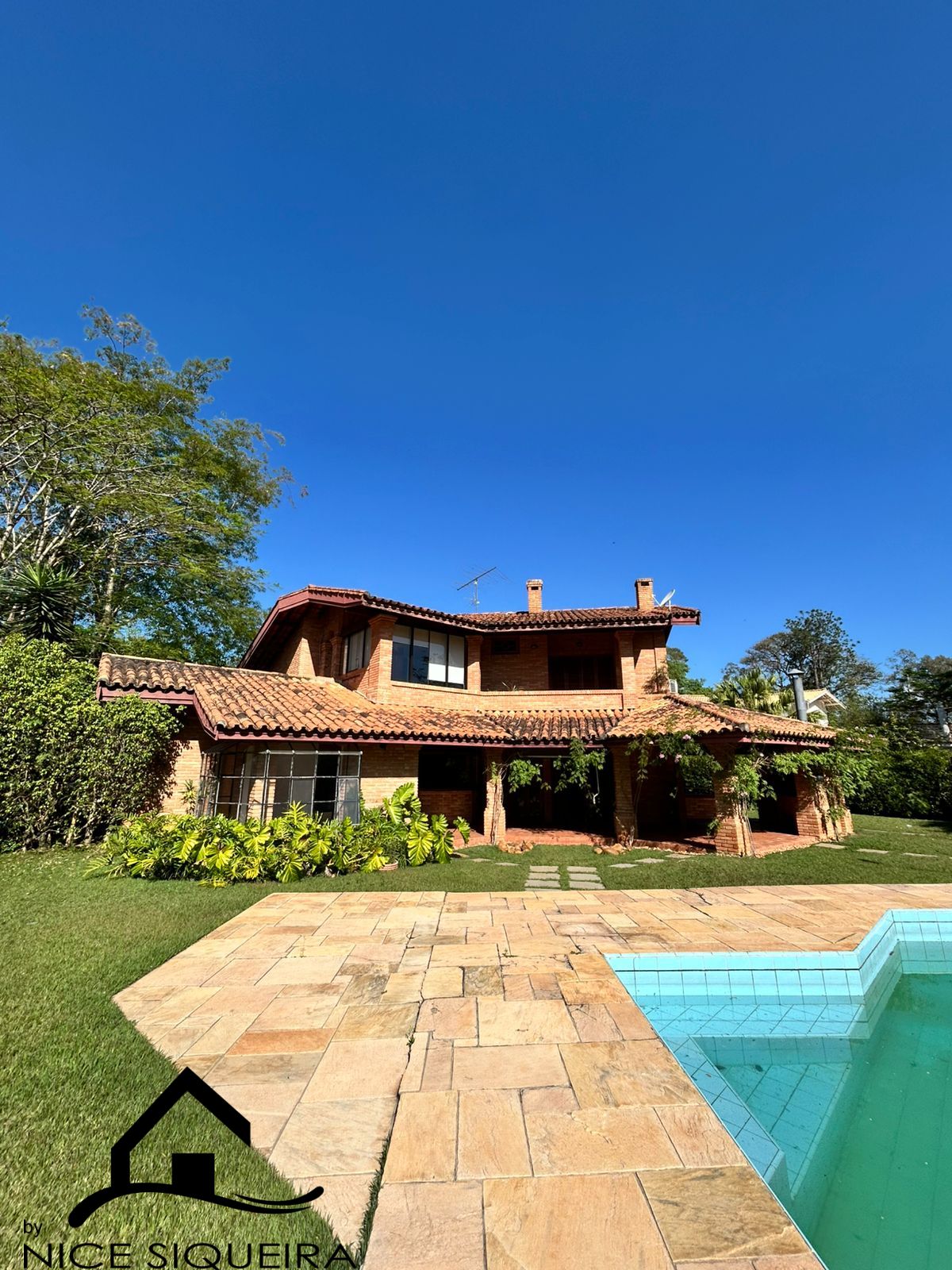 bab3dfdd-ebd0-476e-b4af-80d8f8f0583c