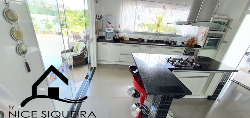 68ab329f-f0ee-4dc2-b3a1-42fda0cf1376