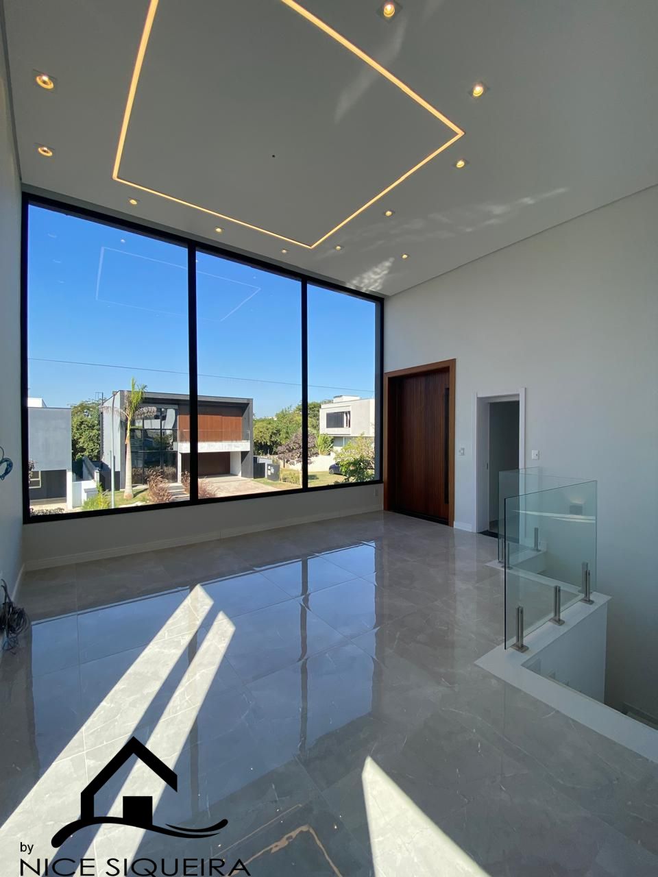 55e08131-c832-4ce5-91c6-ca4c2da1484a