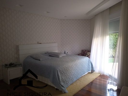 12bce303-a150-45ef-a8b9-c4154026dbd2