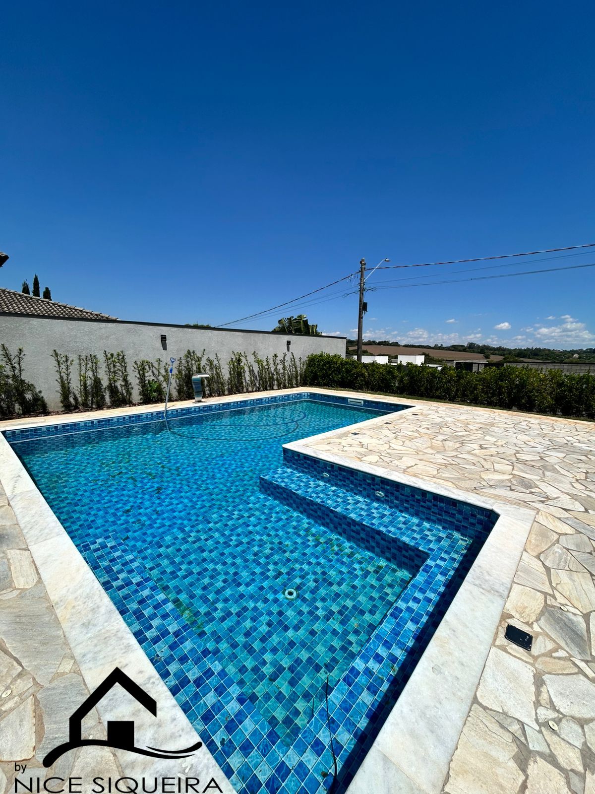 18a73f07-63d7-439b-8d61-fcde07df06ec