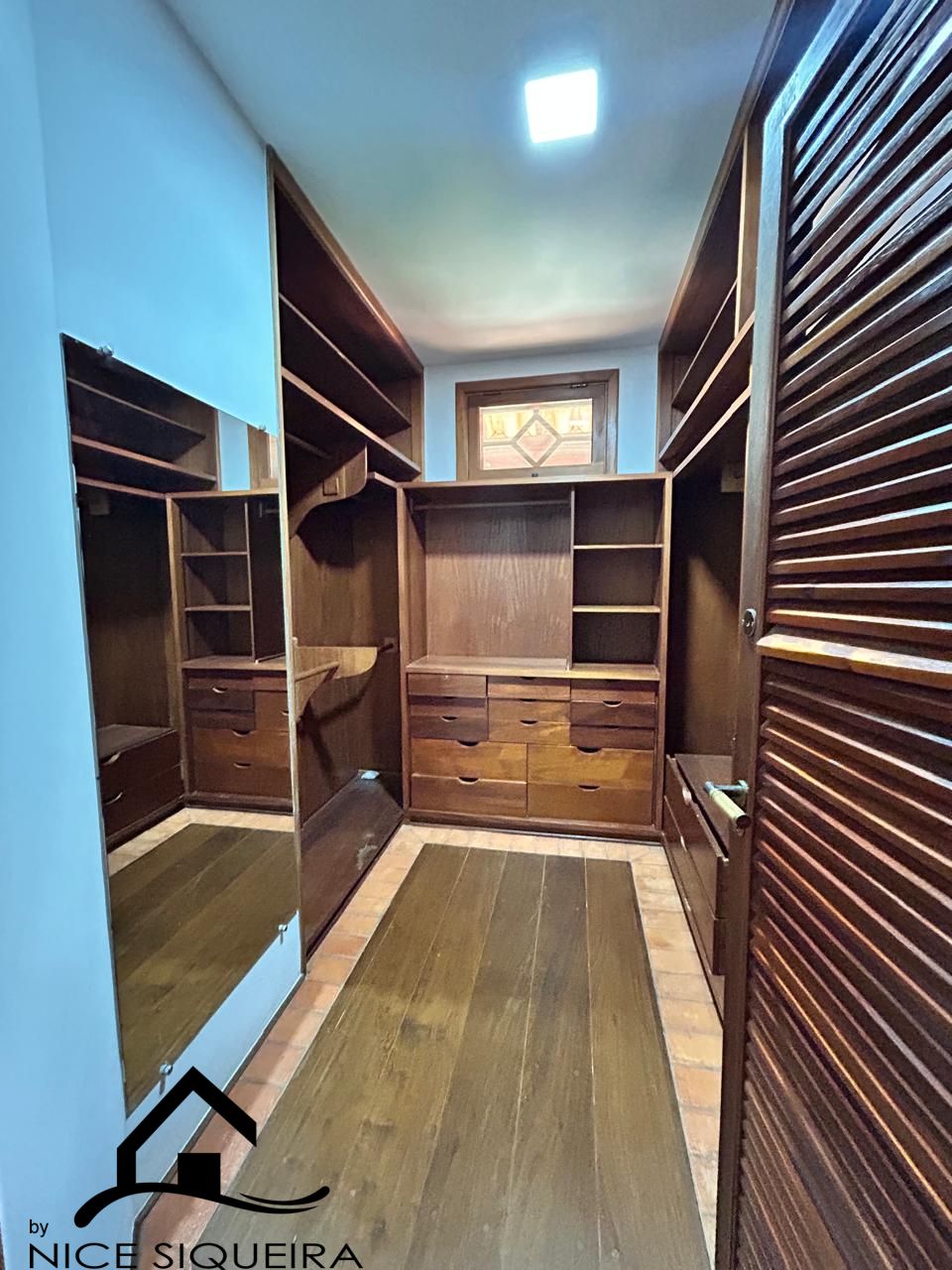 3e7f7bc3-c06a-461c-b69d-0cd513b5567d