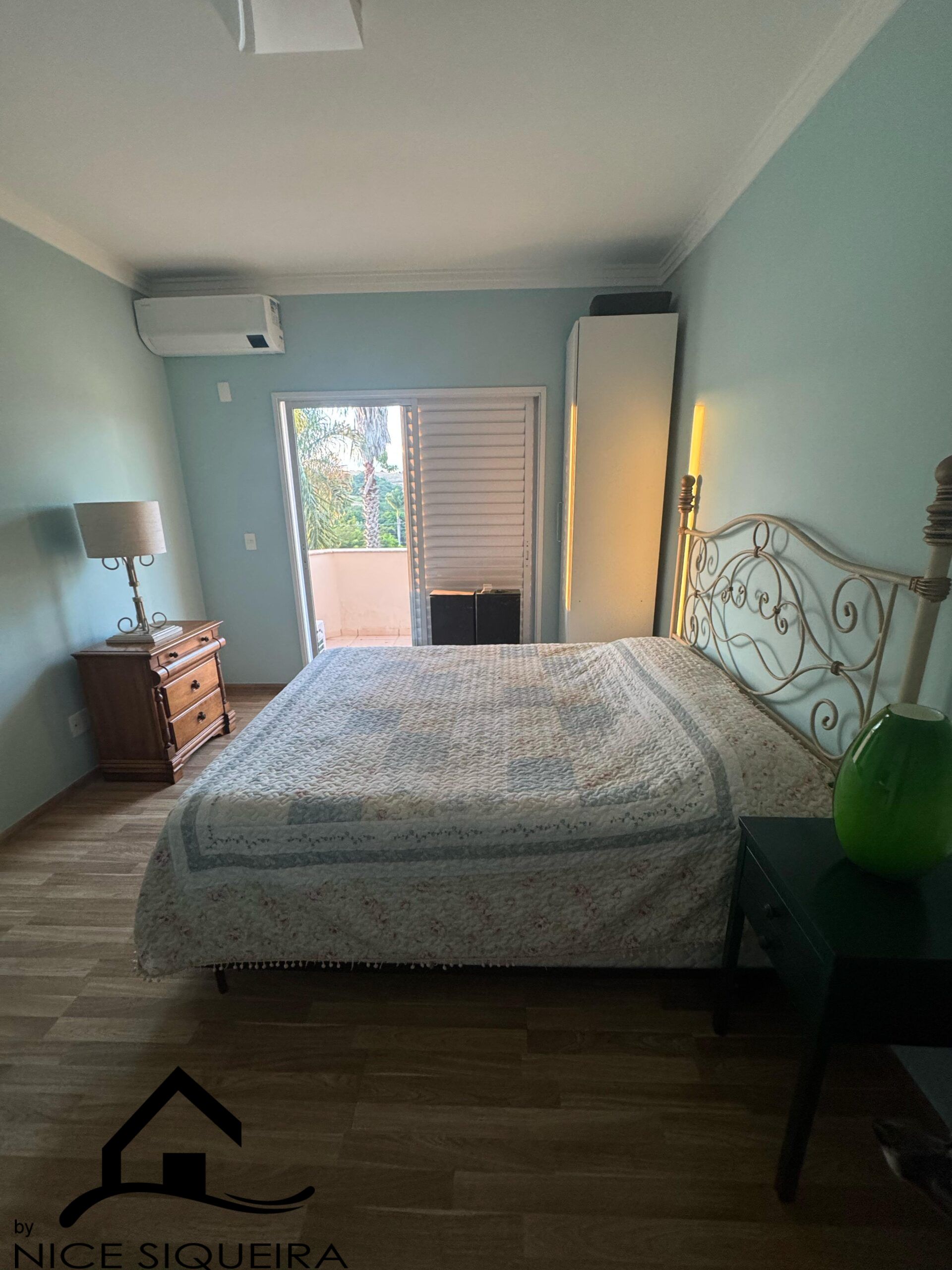 4f1e8ae5-a772-4132-8622-c8c7beef19ab