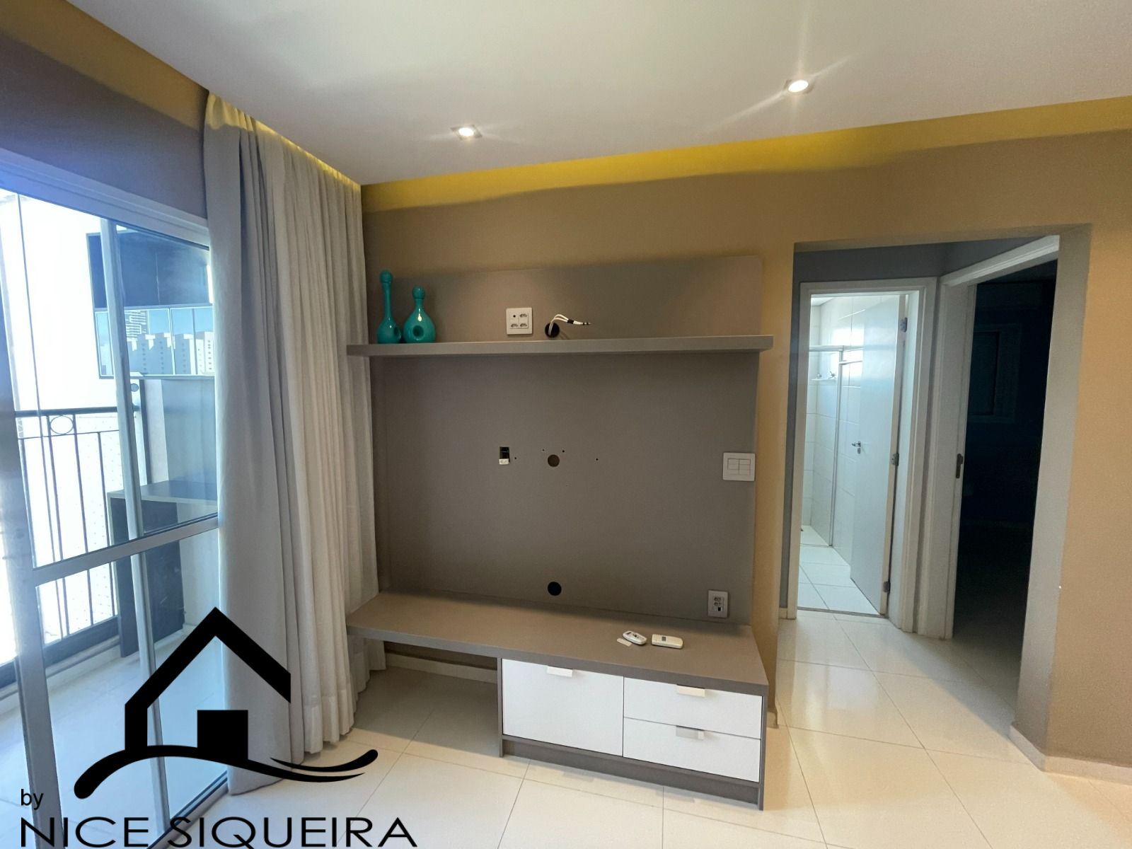 053db5f7-c504-40fd-b880-4a02cd84387b