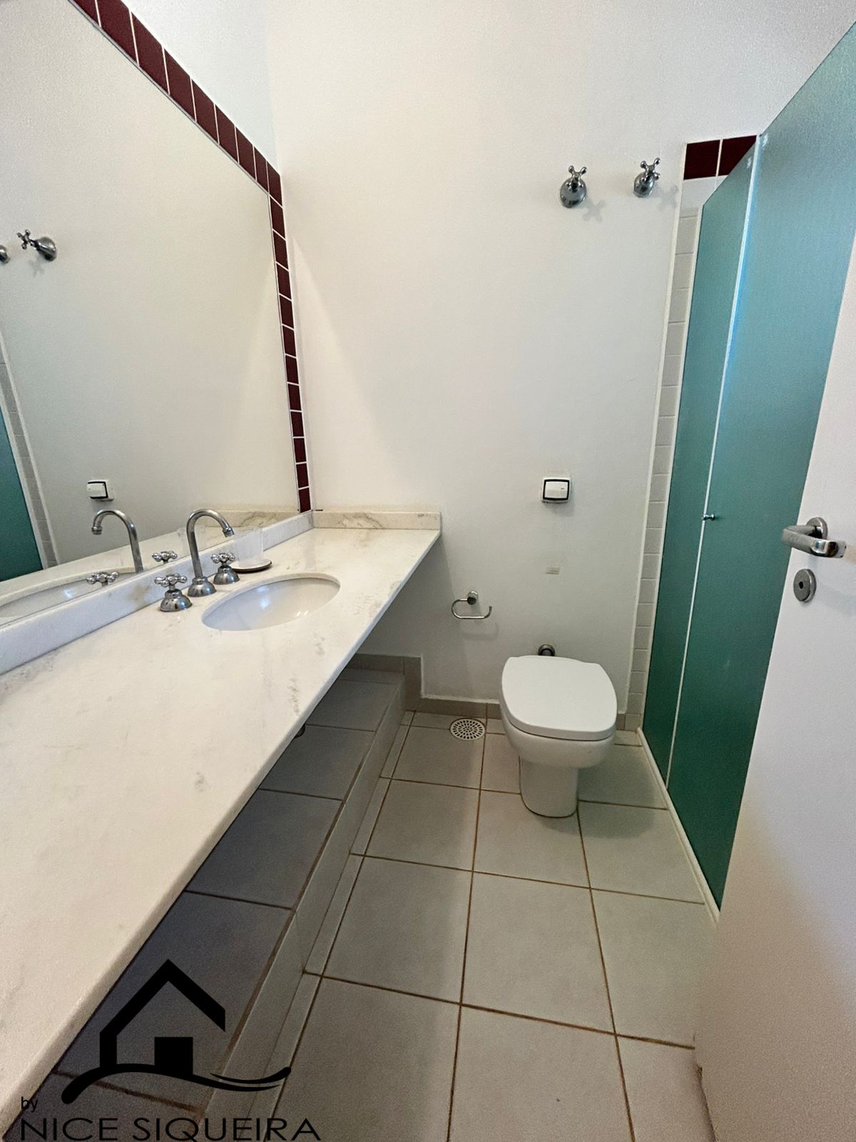 0d290e89-9b1c-4334-8a12-b6b665bea02d